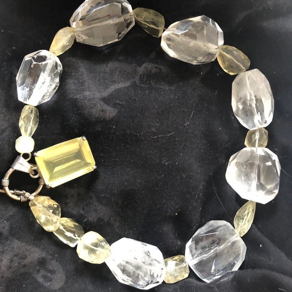 ❤️ “HUGE” Artisan Elegant Crystal and Yellow Beaded Necklace ❤️ - Picture 3 of 5